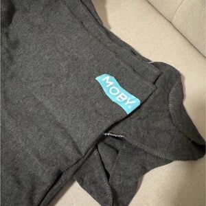 MOBY Gray Wrap carrier